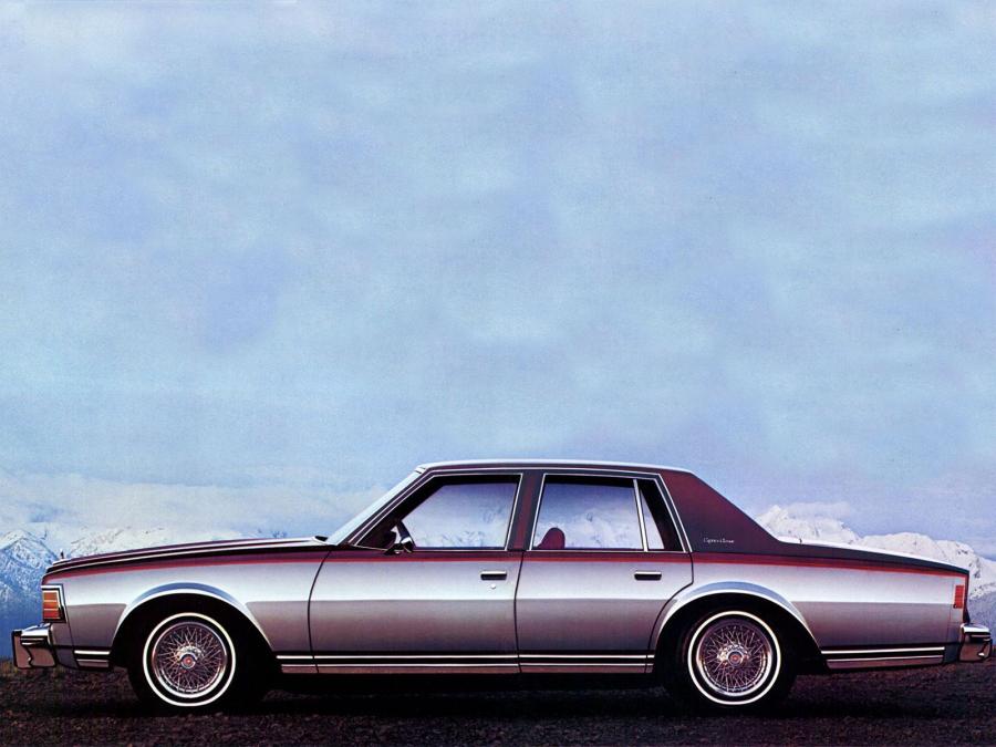  Chevrolet Caprice Classic 1977 года  (фото 9 из 12)